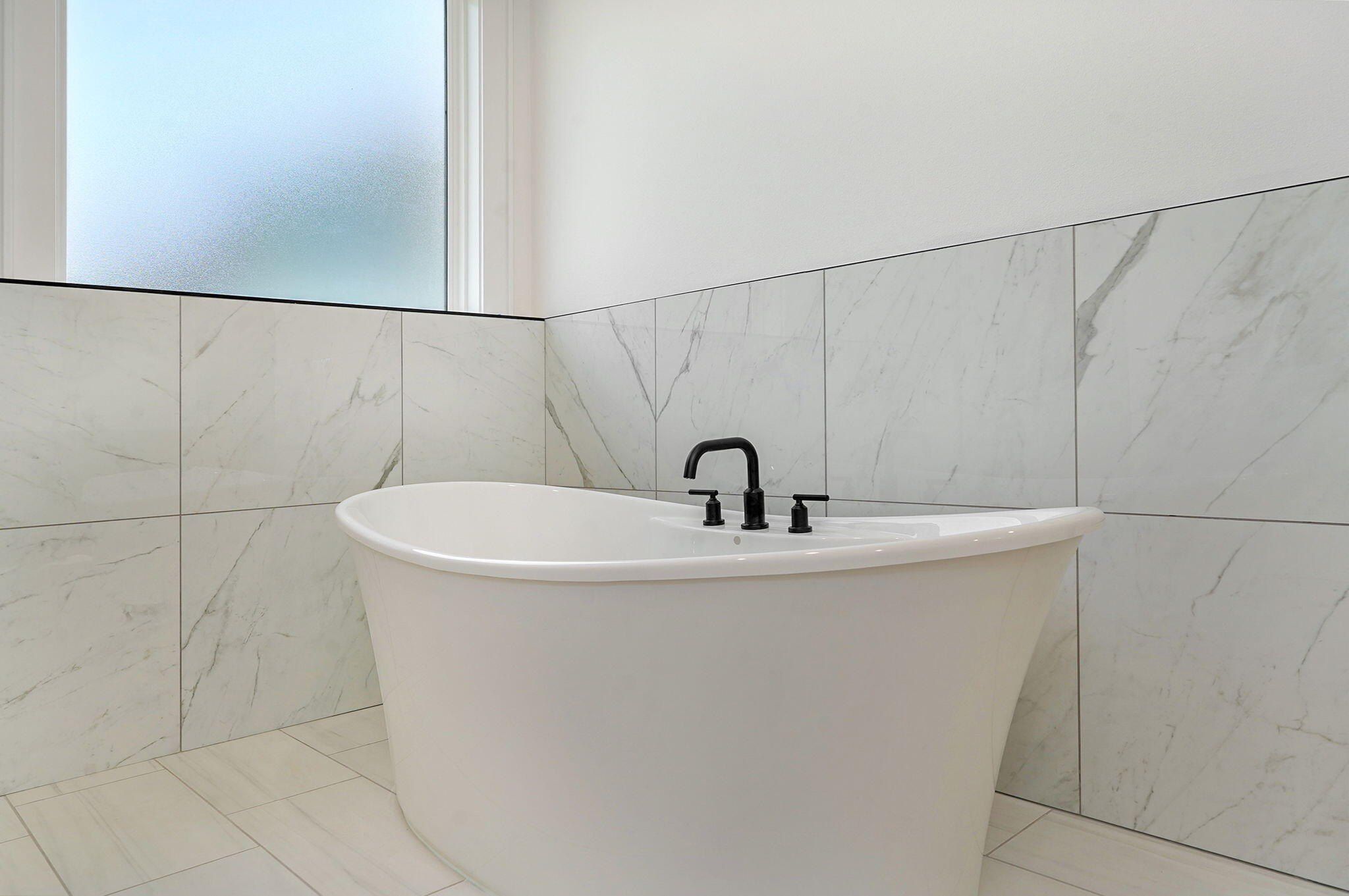 2199 N Silver Charm Avenue. Springfield, MO 65802