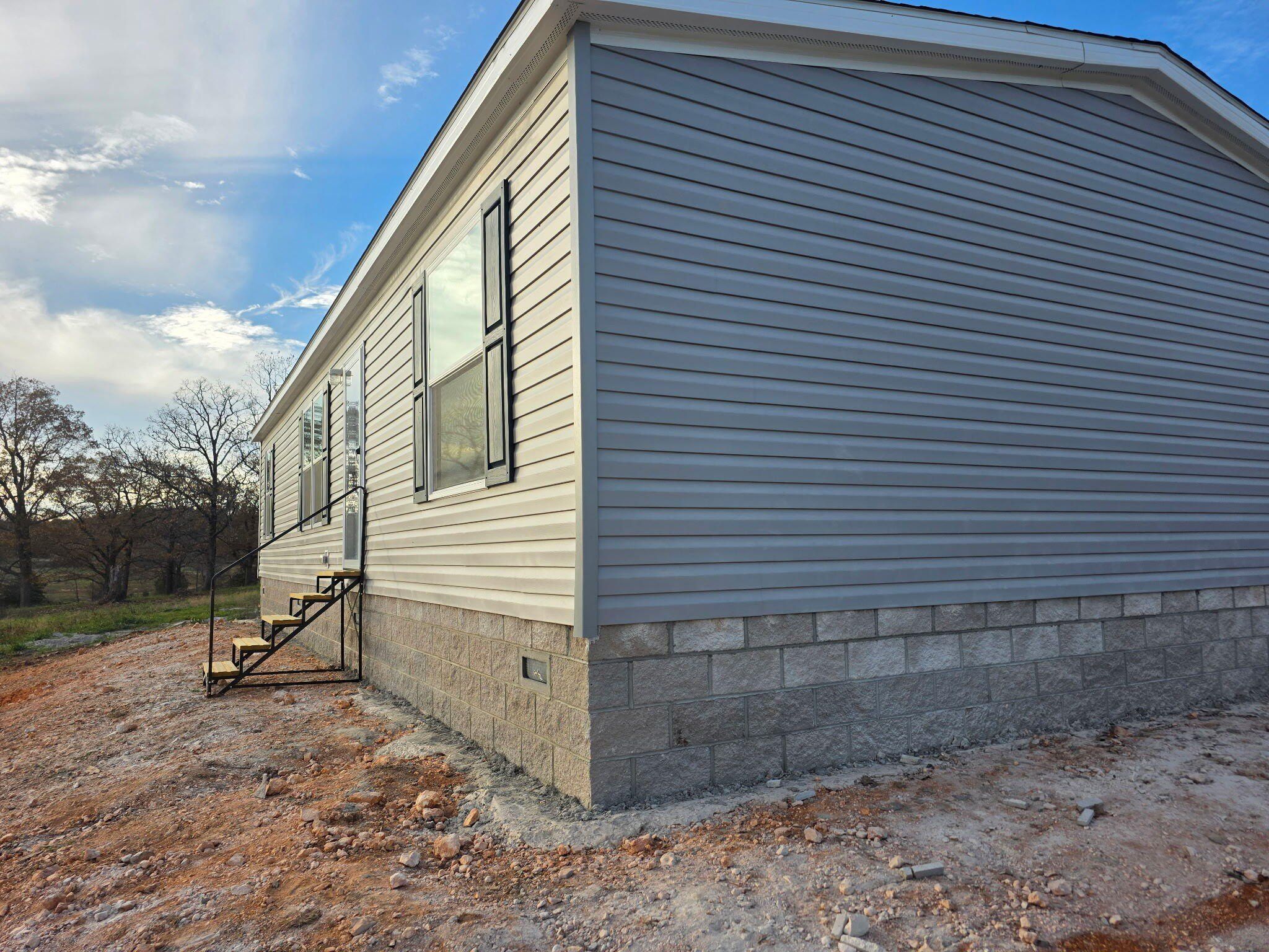 19732 State Highway E. Eagle Rock, MO 65641