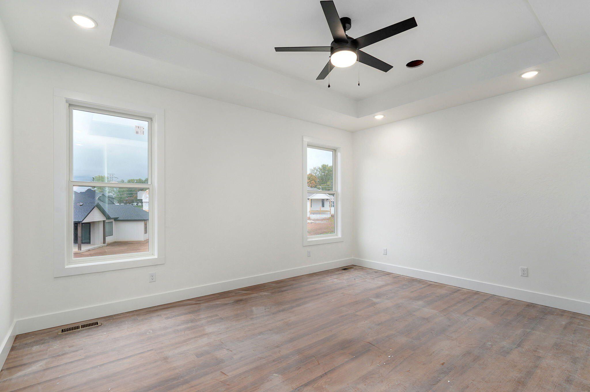 2946 W Teton Drive. Springfield, MO 65810