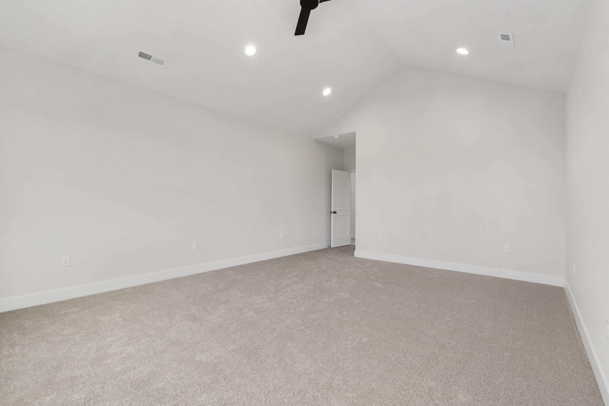 6035 S Clay Avenue. Springfield, MO 65810