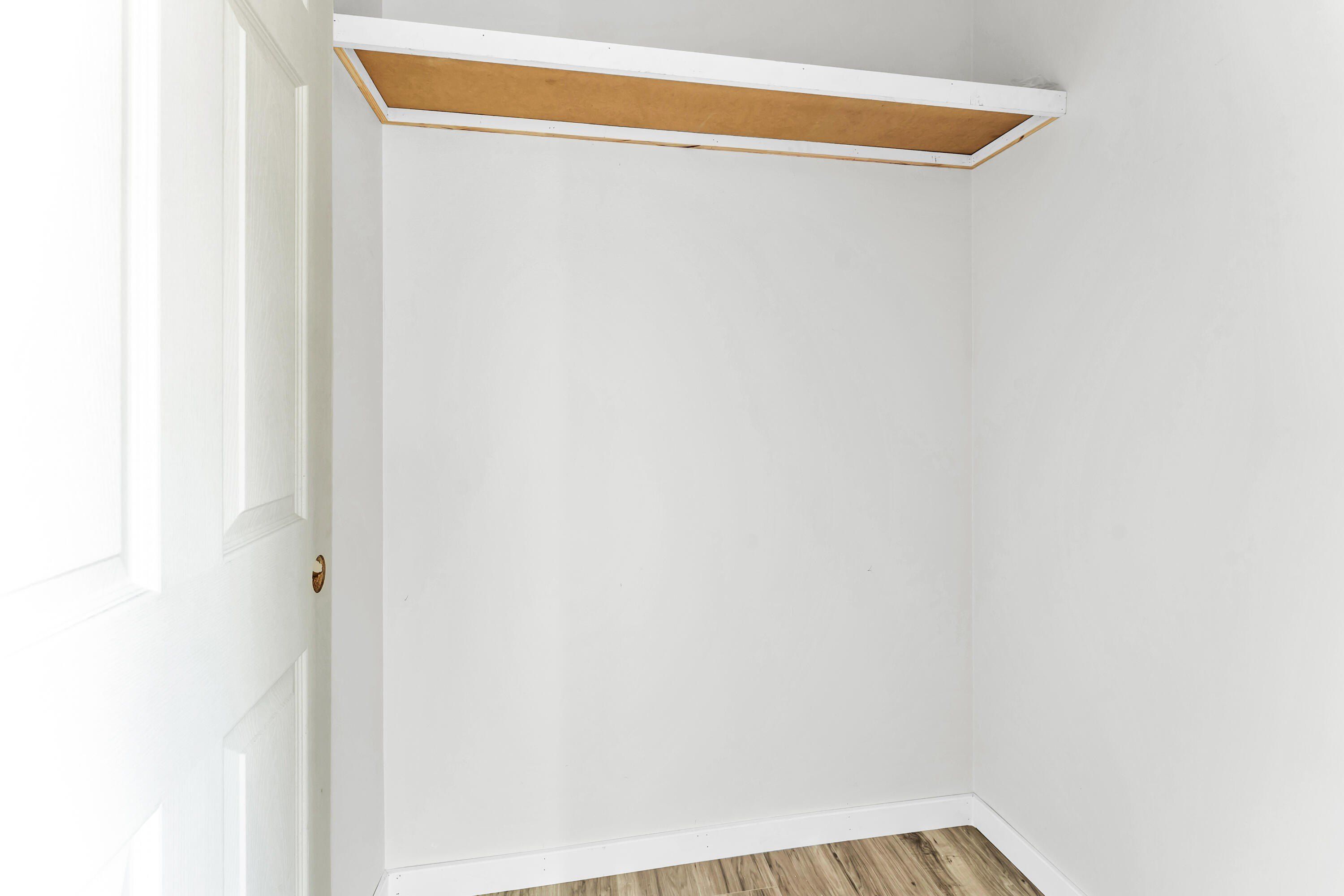 4038 East Gate Rd. Rockaway Beach, MO 65740