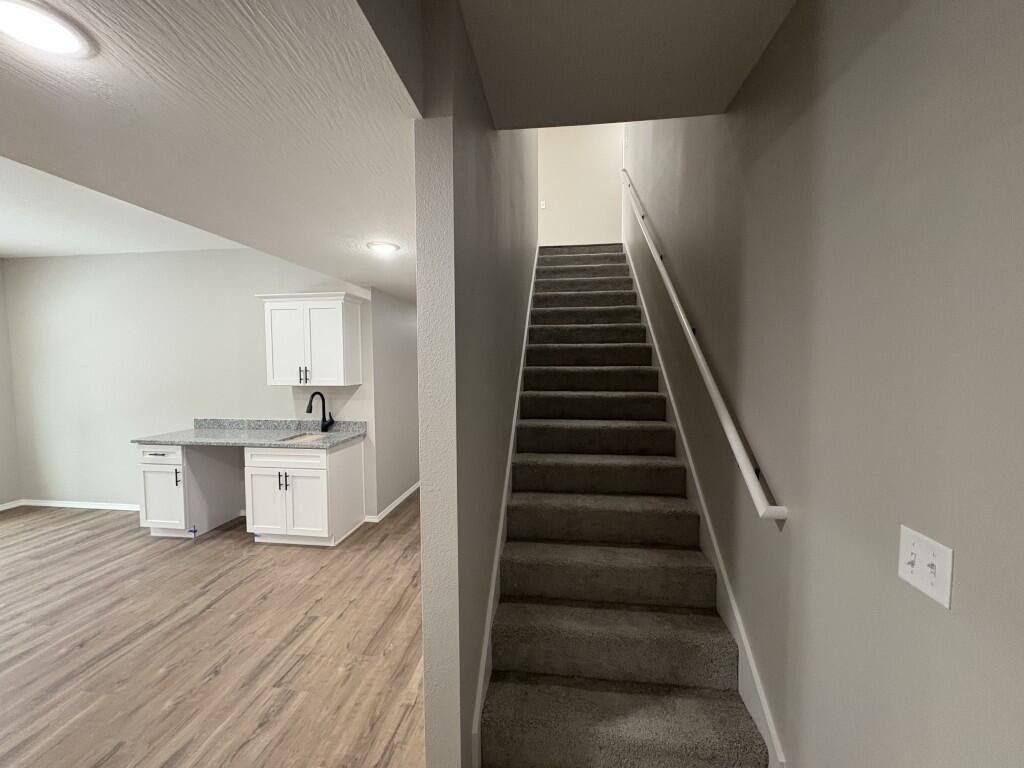 1343 N Maxine Avenue. Nixa, MO 65714