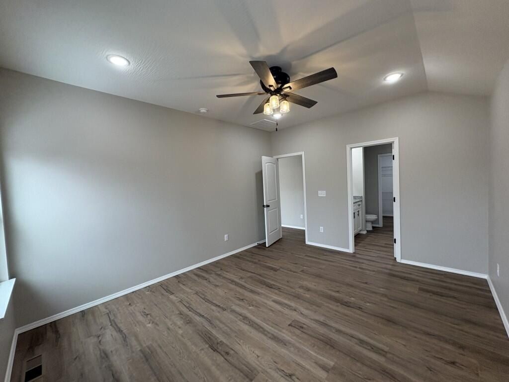 2123 N Jamestown Street. Ozark, MO 65721