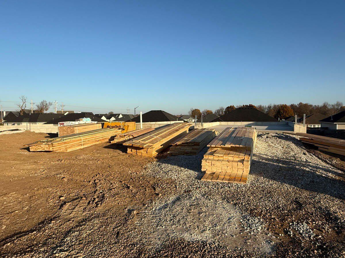 1183 E Habersham Street. Republic, MO 65738