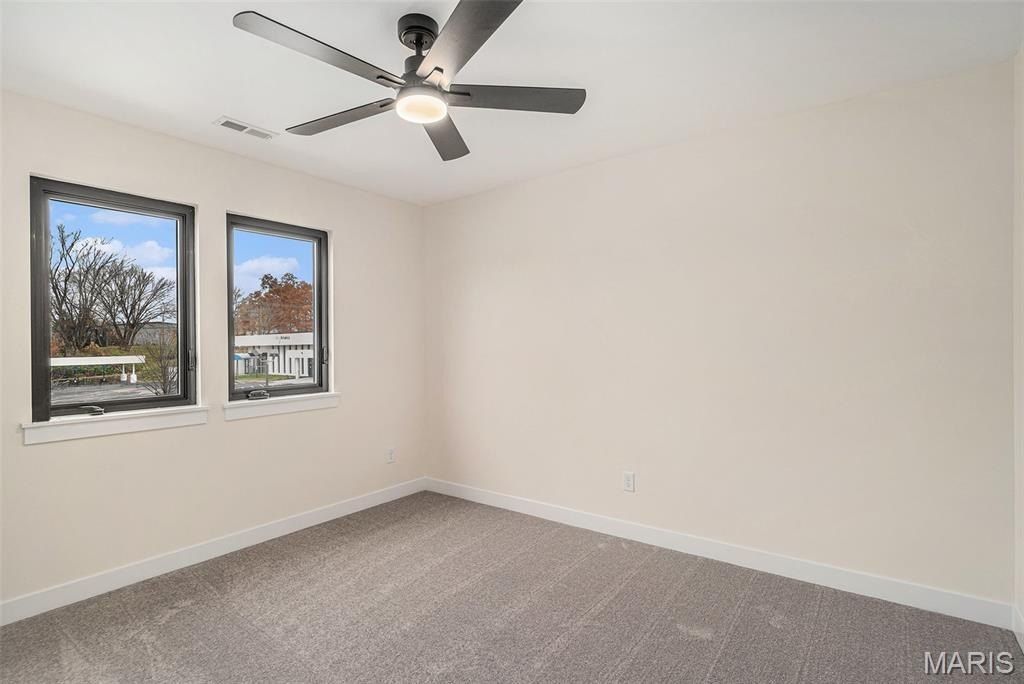 12430 Somerset Place Drive. Saint Louis, MO 63128