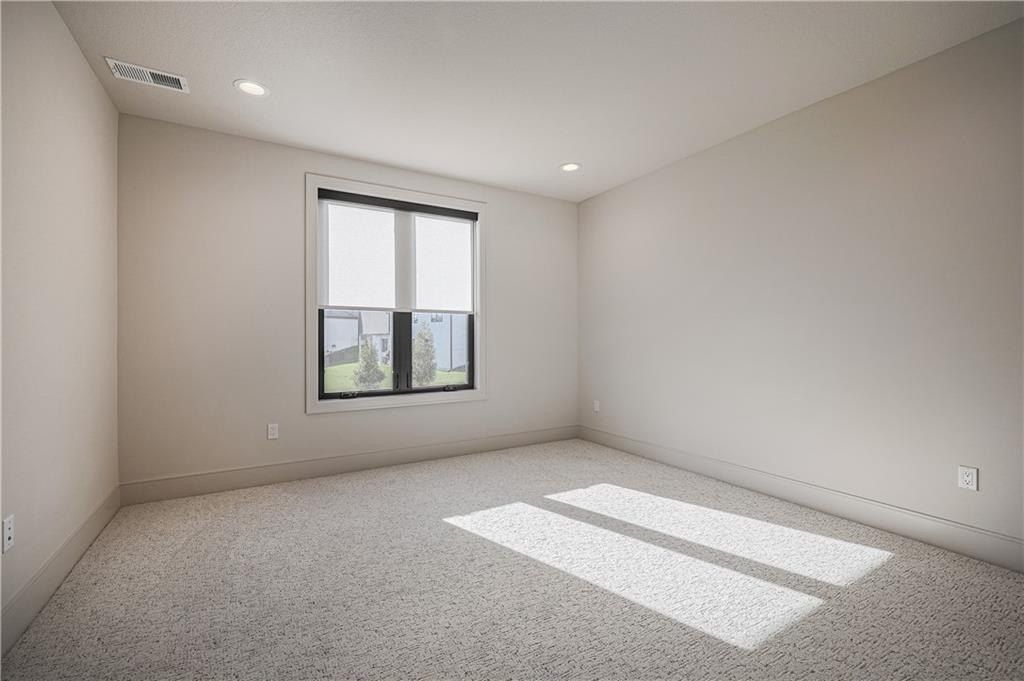 5818 N Lucerne Avenue. Kansas City, MO 64151