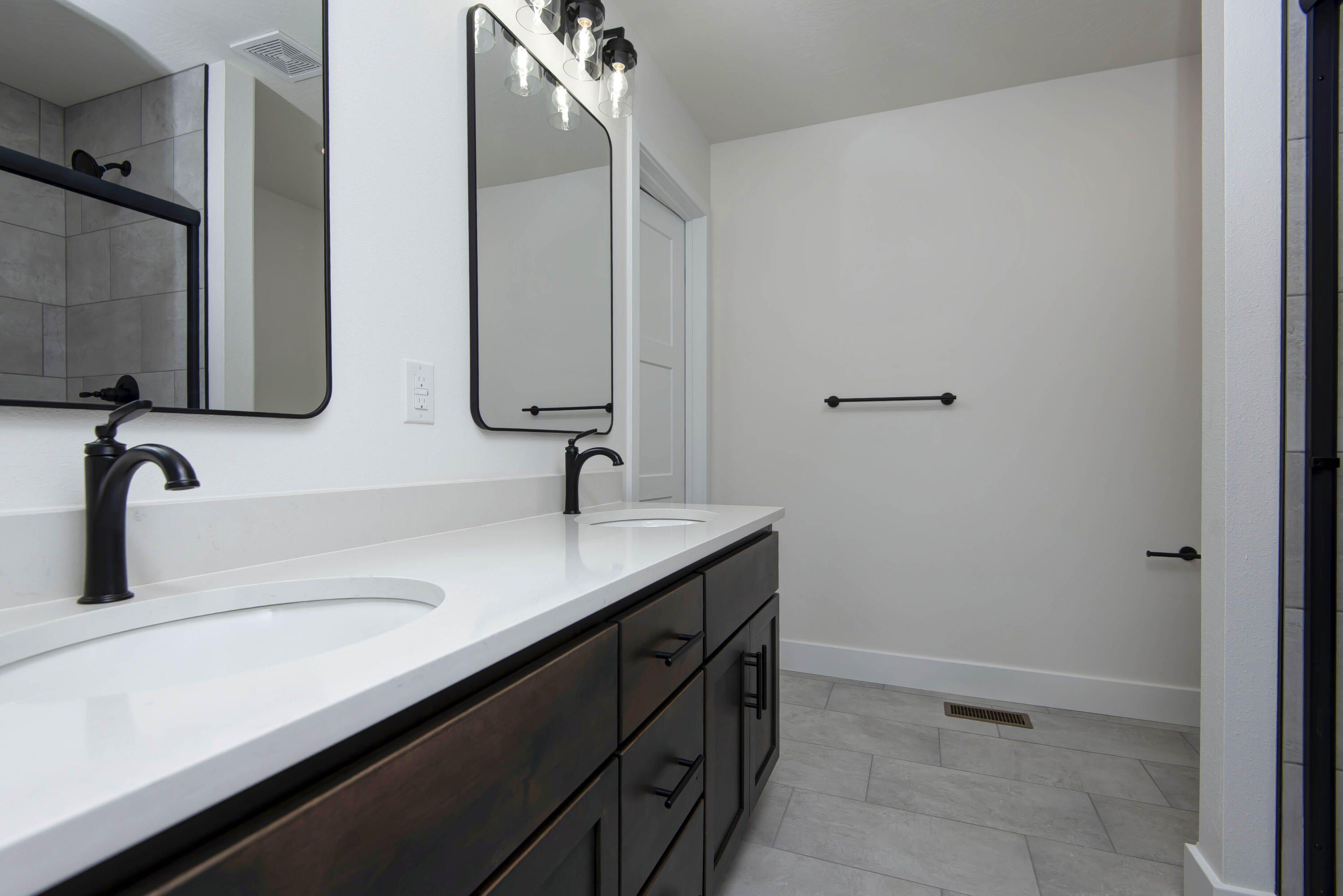 4088 S Sycamore Drive. Battlefield, MO 65619