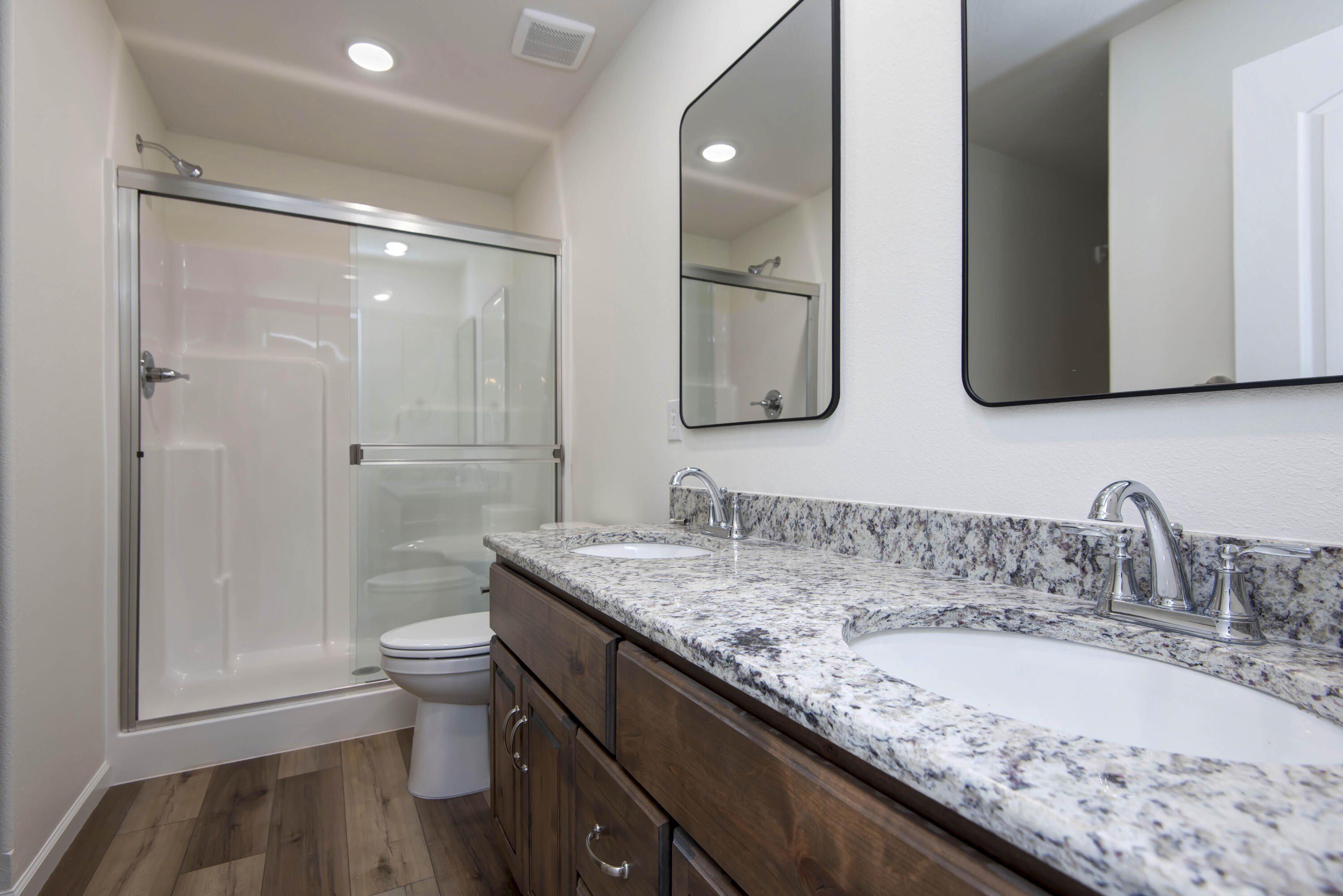 1917 W Woodhaven Drive. Ozark, MO 65721