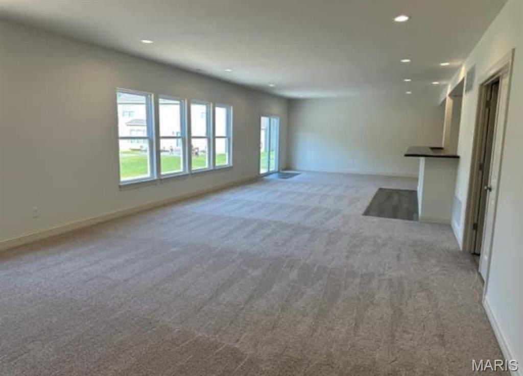 798 Canary Drive. Ballwin, MO 63021