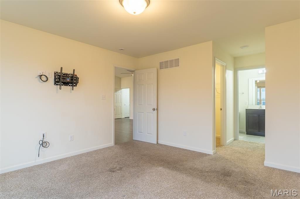 117 Liberty Valley Drive. Foristell, MO 63348