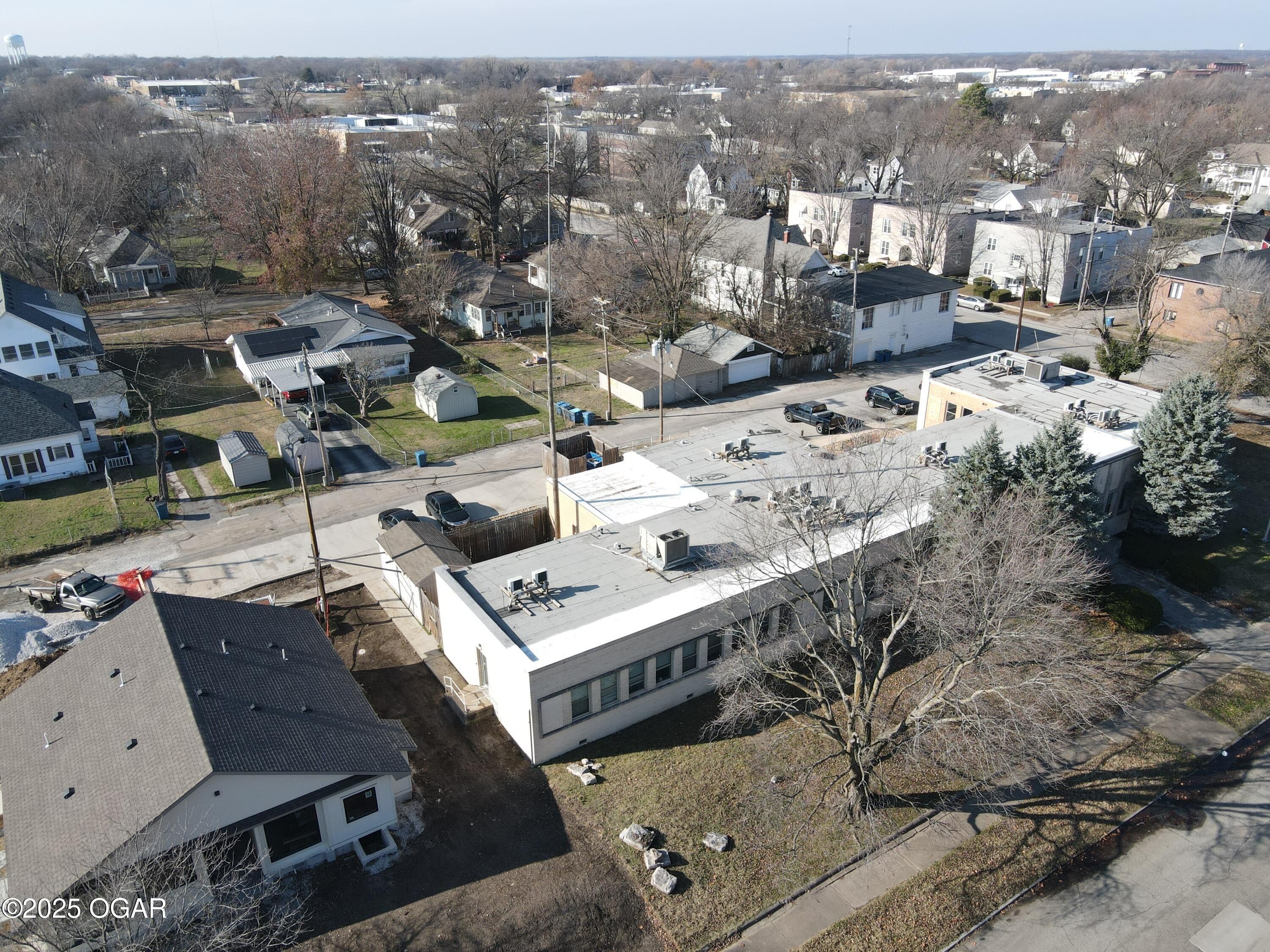 410422 S Jackson Avenue. Joplin, MO 64801