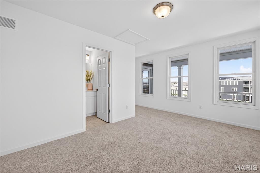 210 Marais Temps Clair Way. Saint Charles, MO 63301