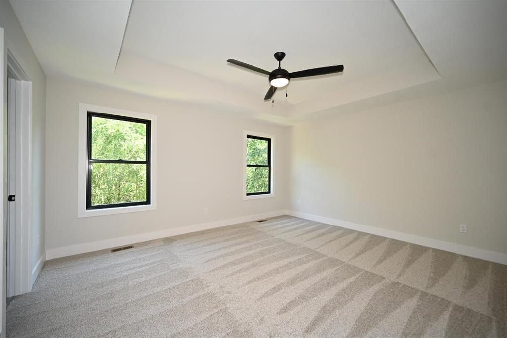 105 Wagers Circle. Dearborn, MO 64439