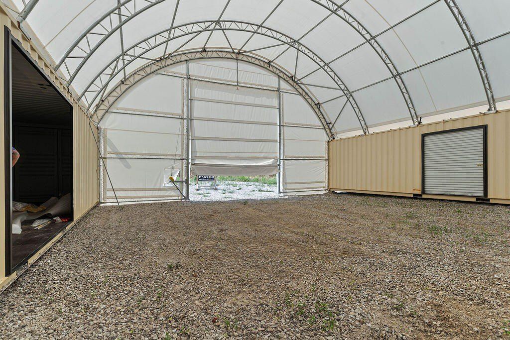 303 Obrien Lane. Jane, MO 64856