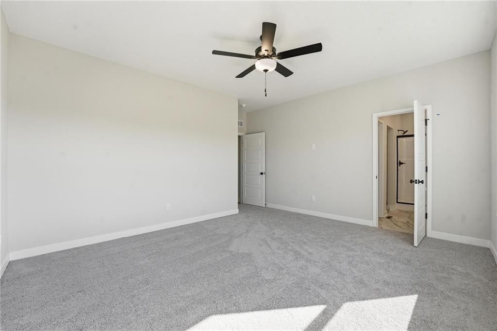 1432 Se Silo Street. Lees Summit, MO 64081