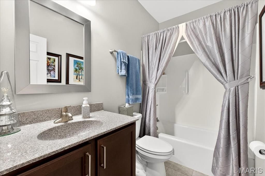 3005 Koch Lane. Washington, MO 63090