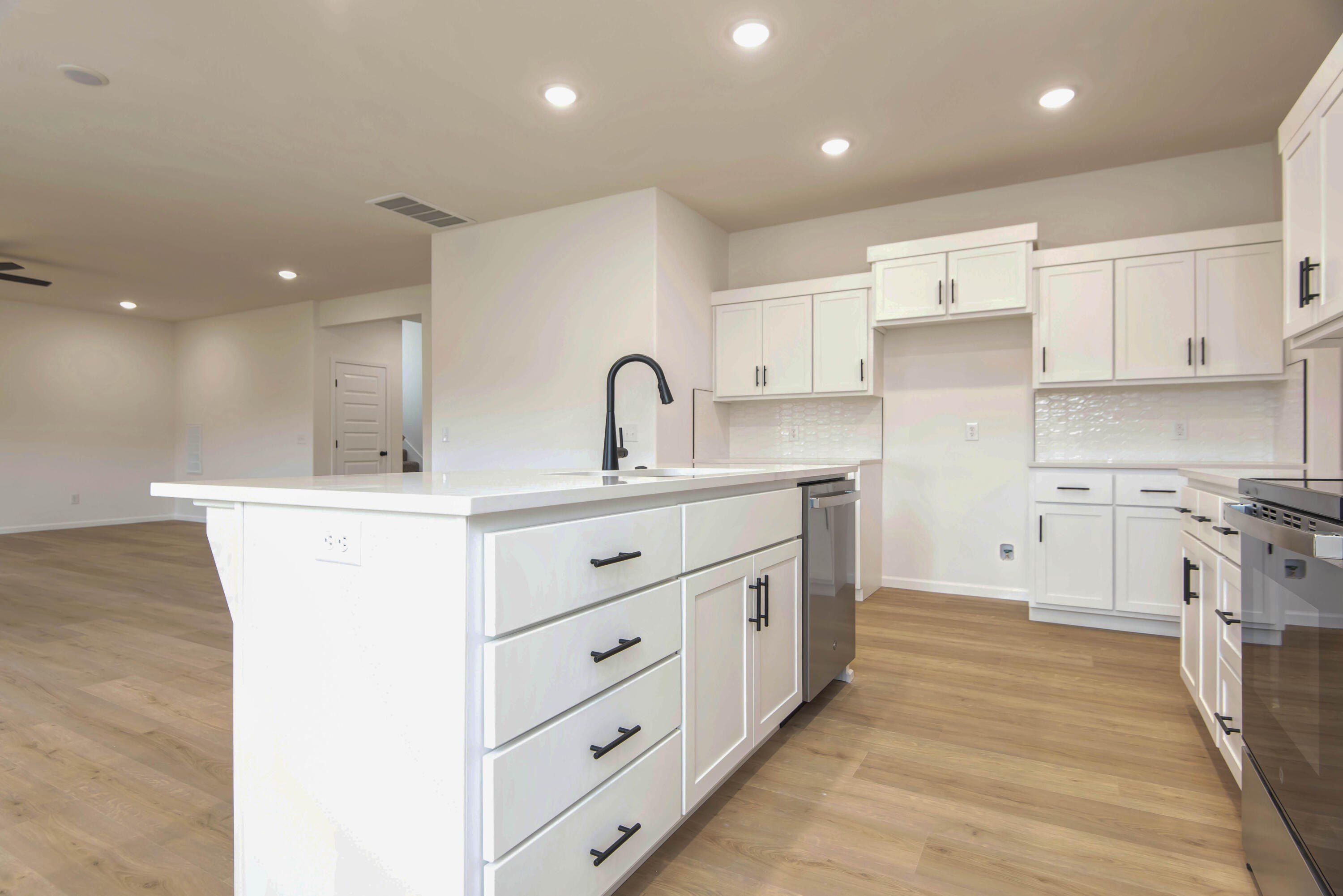 819 S Wheaton Hills Drive Lot 156. Nixa, MO 65714