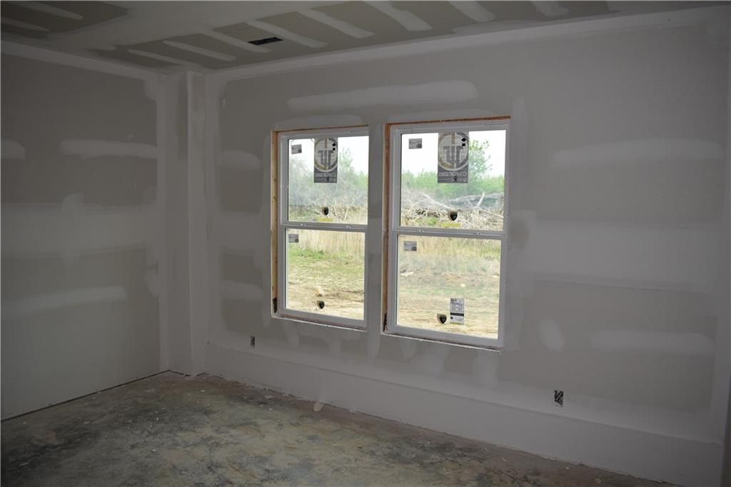 623 E 13Th Street. Kearney, MO 64060