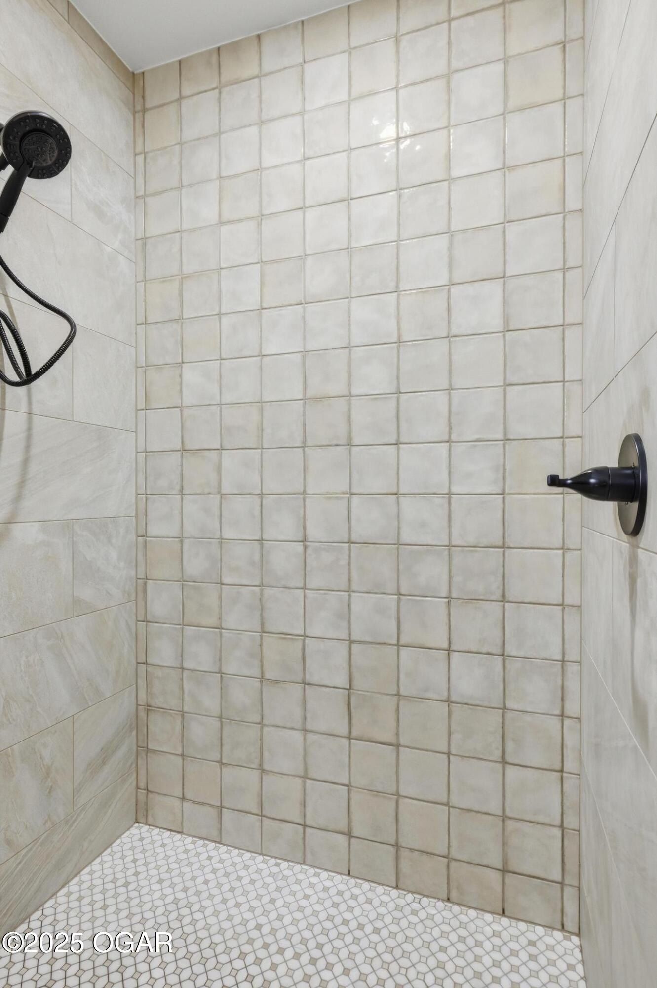 913 Samthea Drive. Oronogo, MO 64855