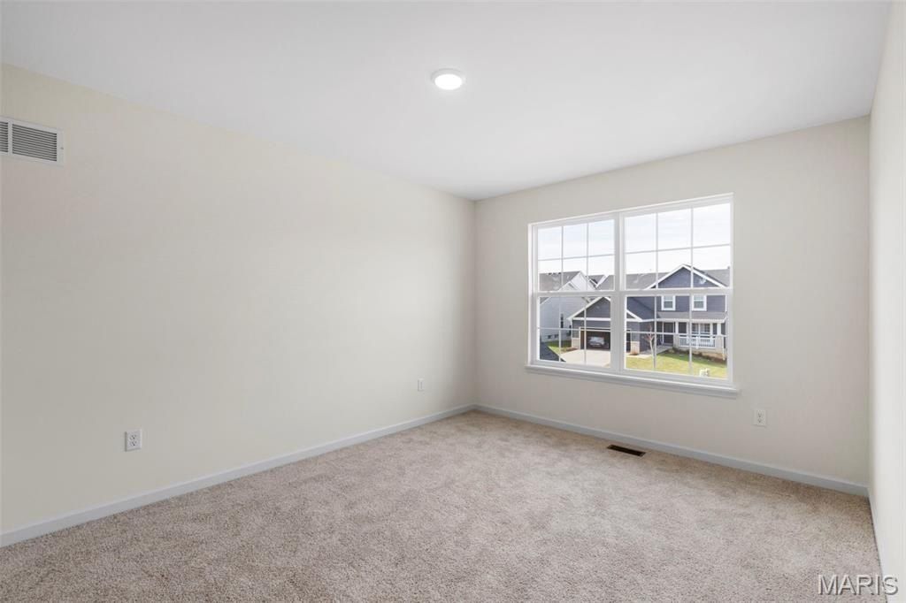 553 Evening Primrose Drive. Wentzville, MO 63385