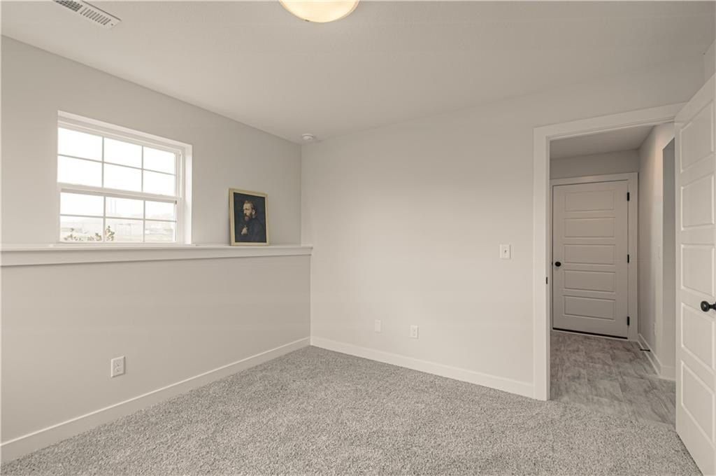 6009 Ne 118Th Street. Kansas City, MO 64156