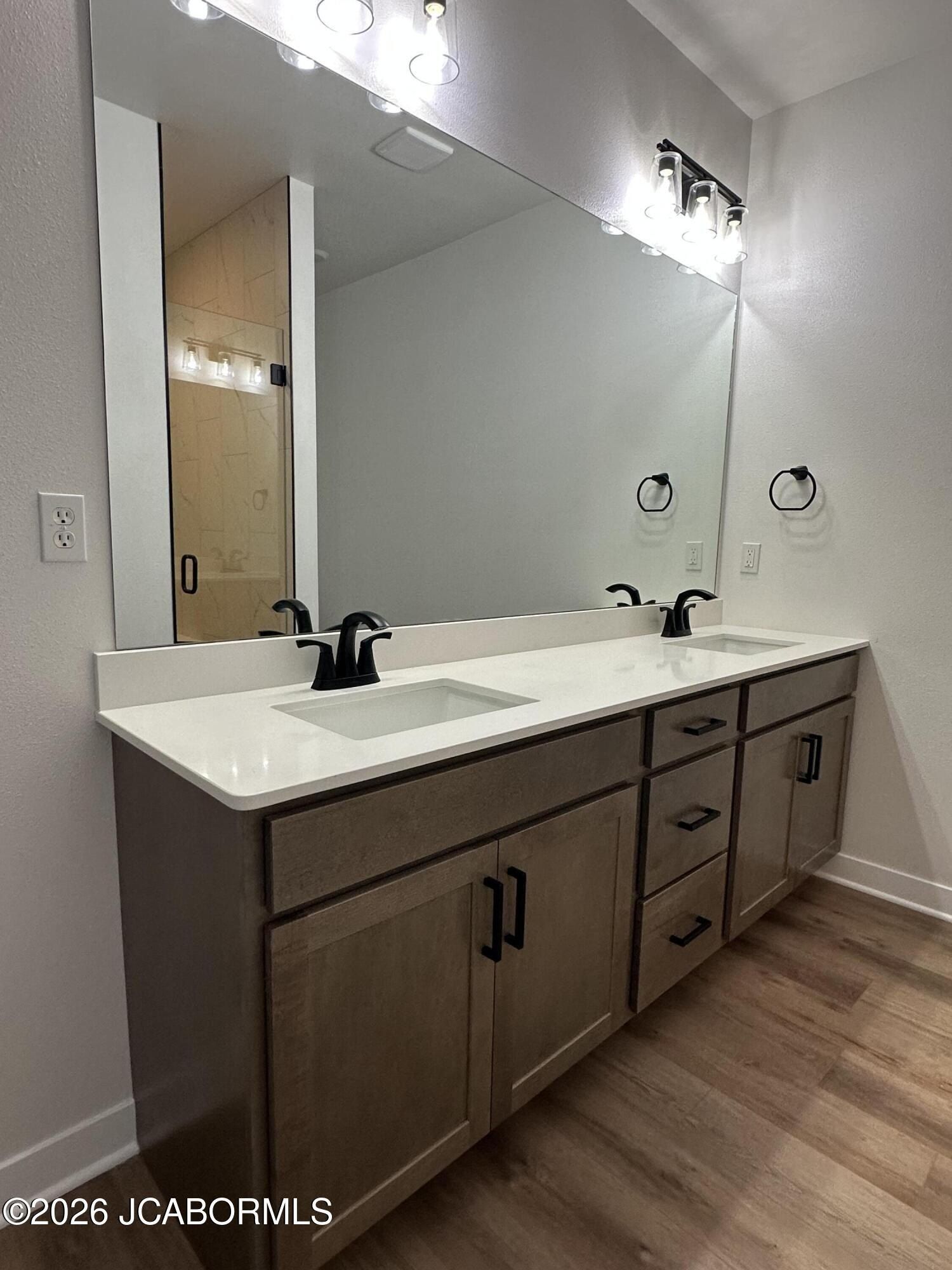 5514 Thornridge Drive. Jefferson City, MO 65109