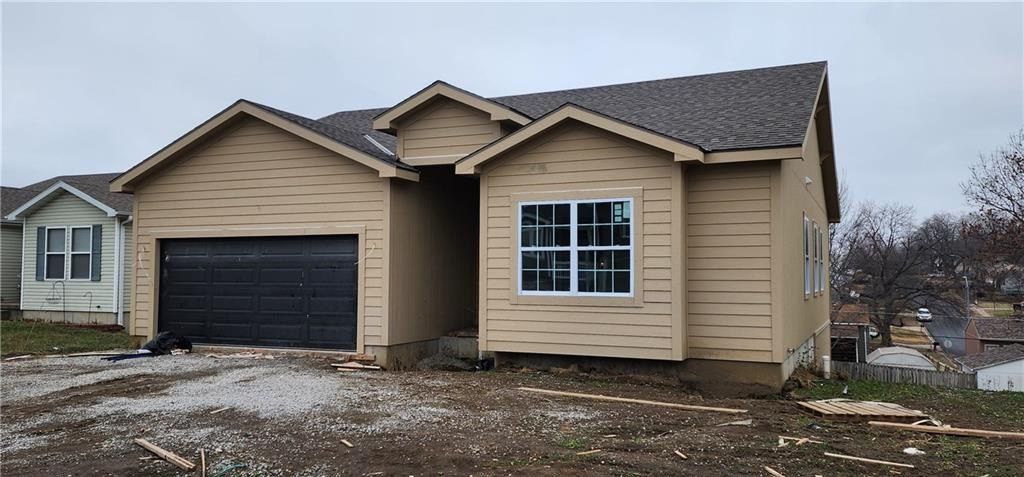 4816 Crystal Drive. Saint Joseph, MO 64503