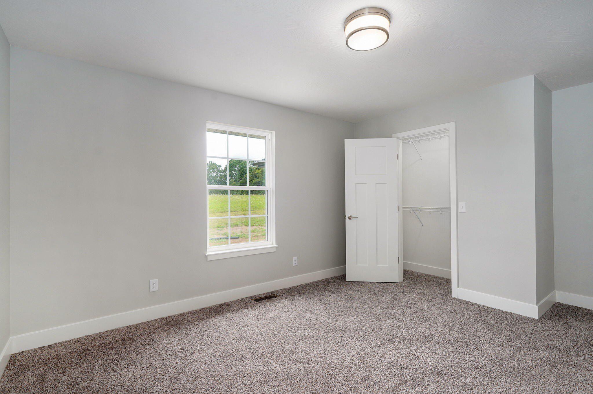 145 S Blazing Star Lane. Nixa, MO 65714