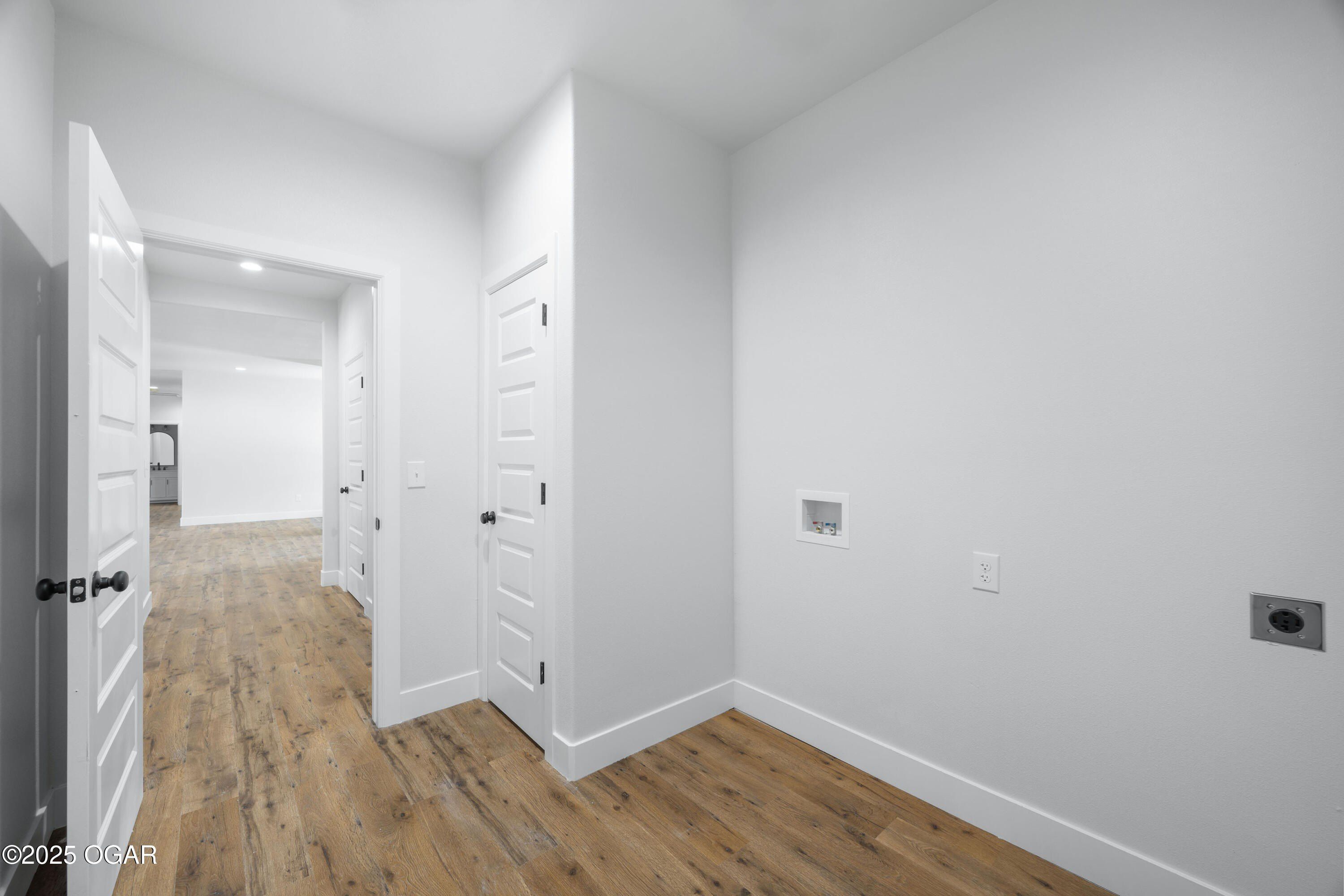 17 Builders Lane. Anderson, MO 64831