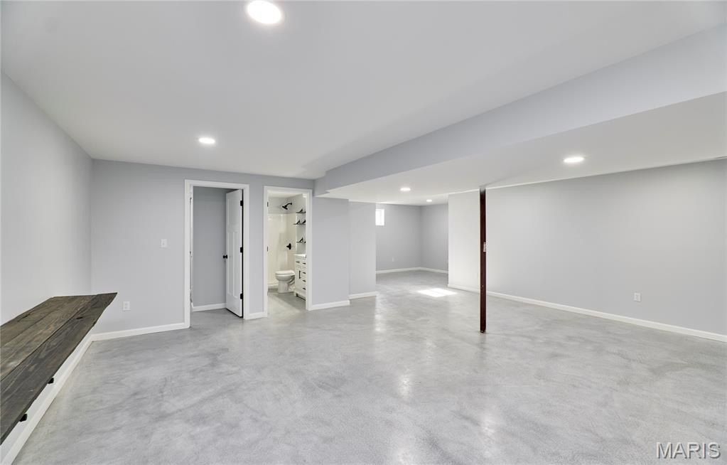 501 Gaw Court. Bowling Green, MO 63334