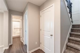 1104 Eagle Crest Drive. Holden, MO 64040