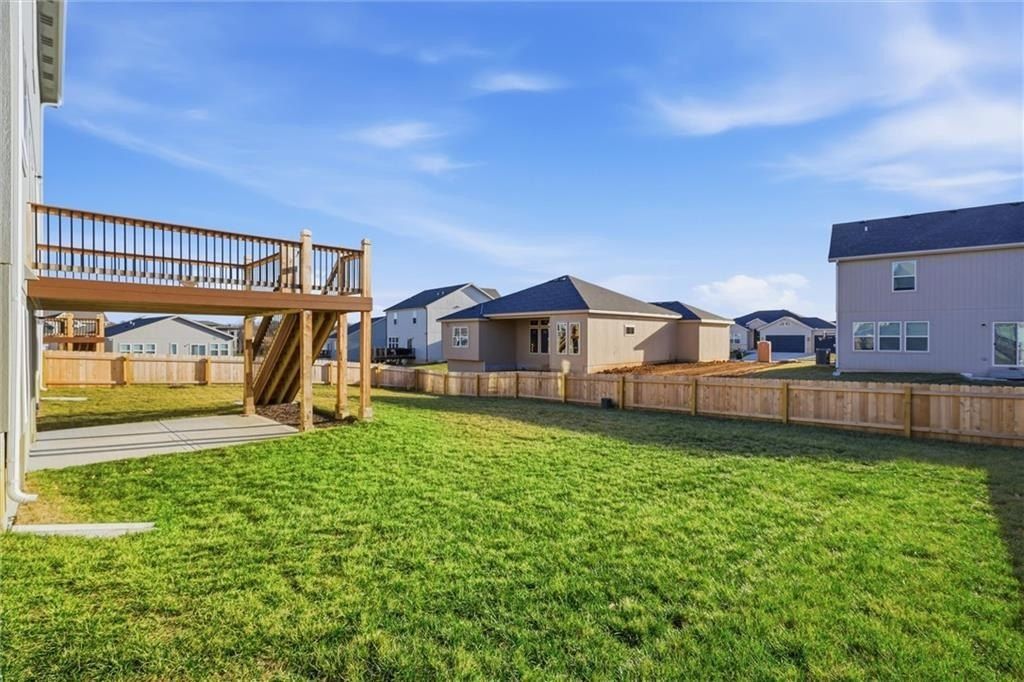 2765 Sw 11Th Street. Lees Summit, MO 64081