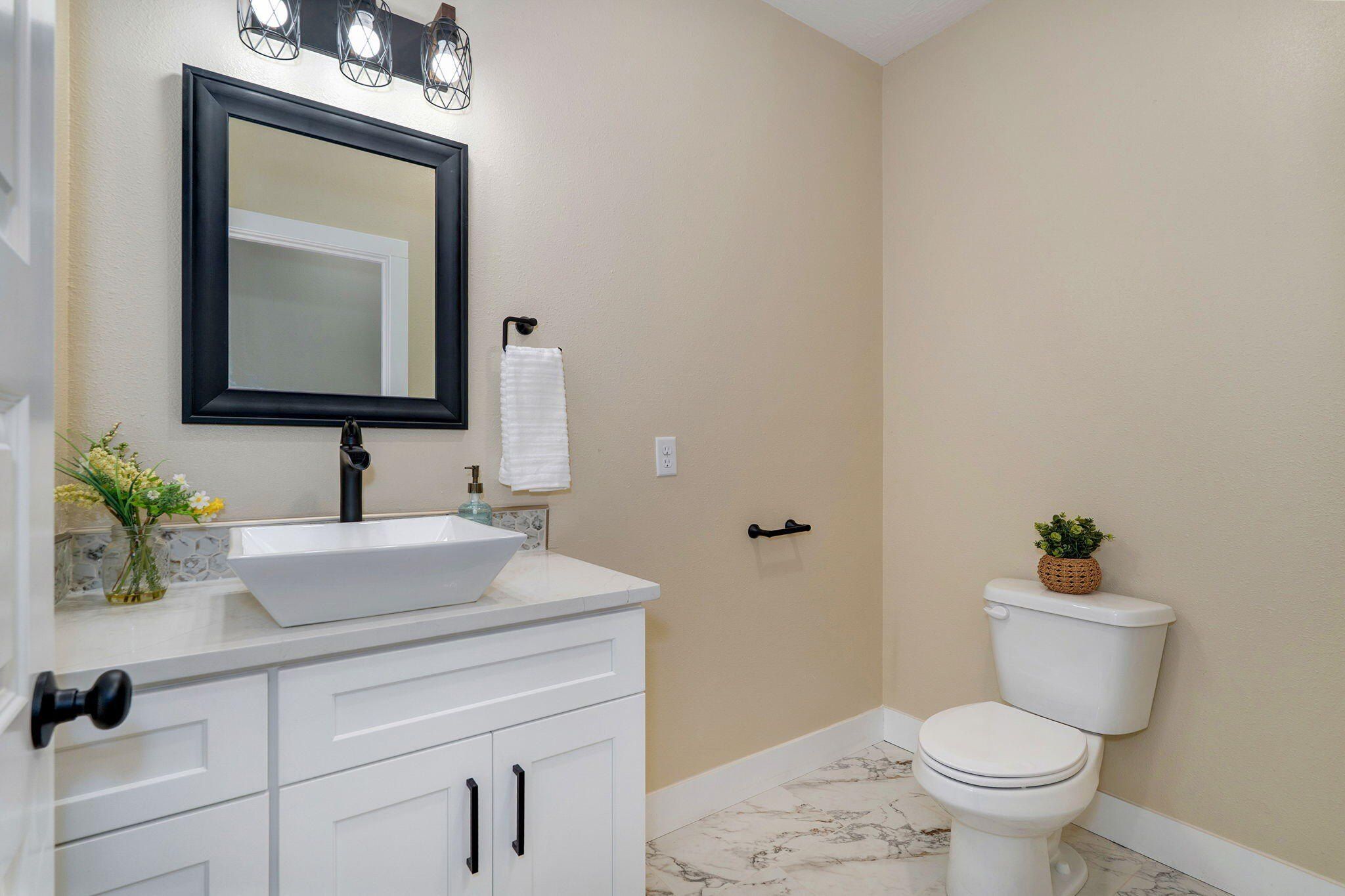 1883 S Farm Rd 107. Springfield, MO 65802