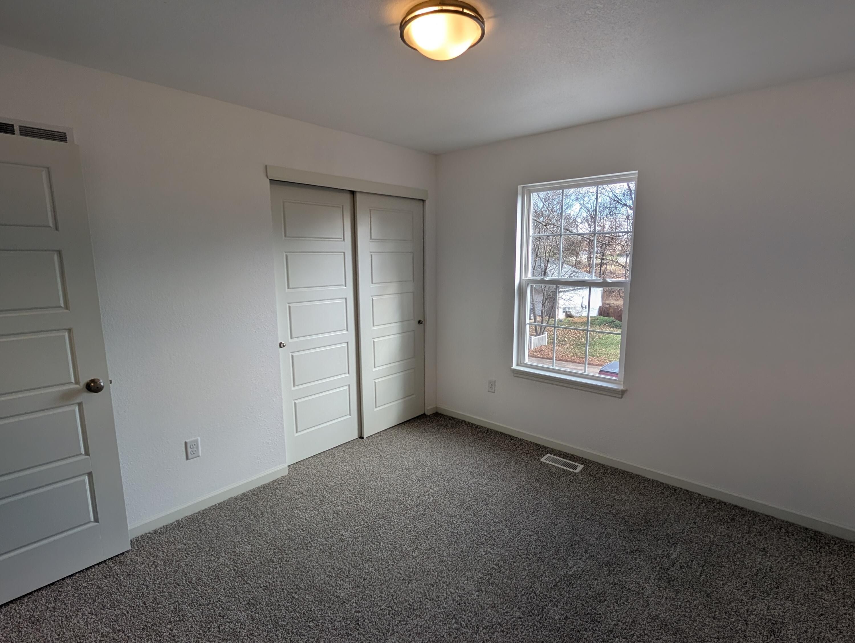 5757 S Honeysuckle Lane. Battlefield, MO 65619