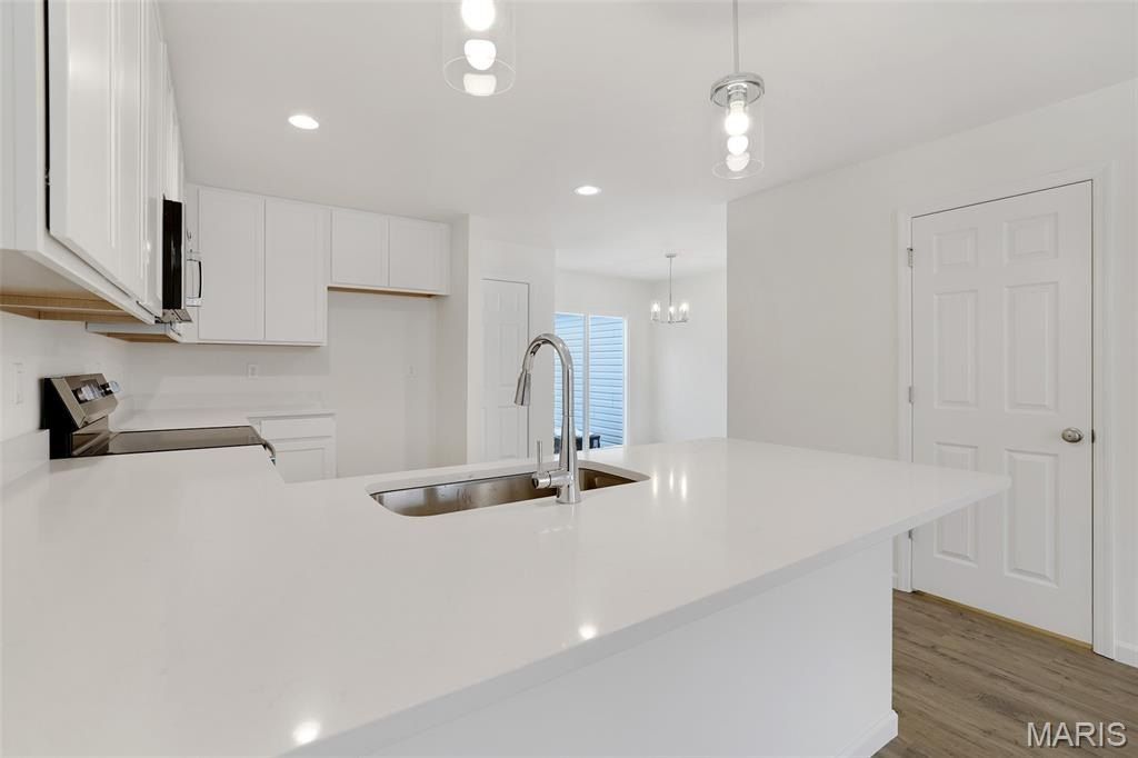 322 Fall Harvest Parkway. Wentzville, MO 63385