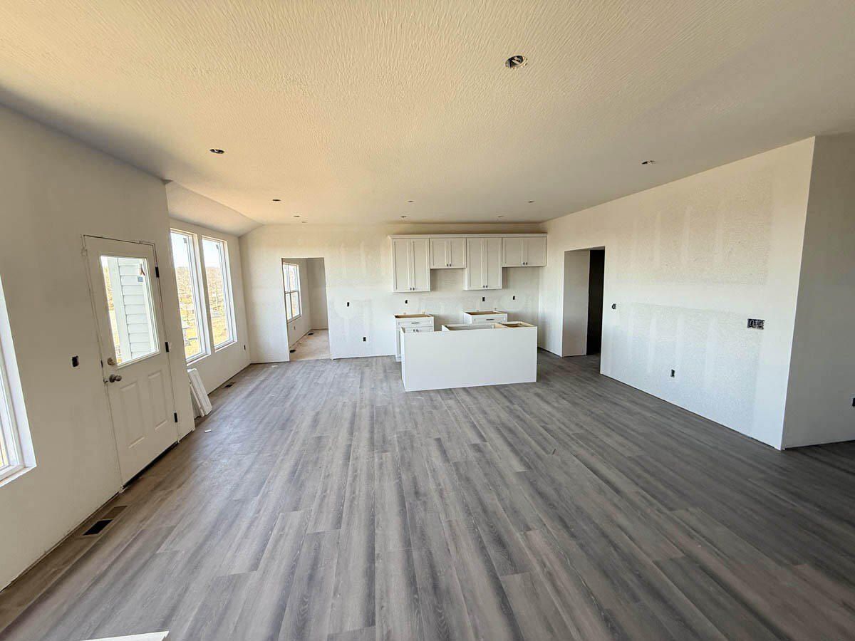 2121 N 25Th Street. Ozark, MO 65721