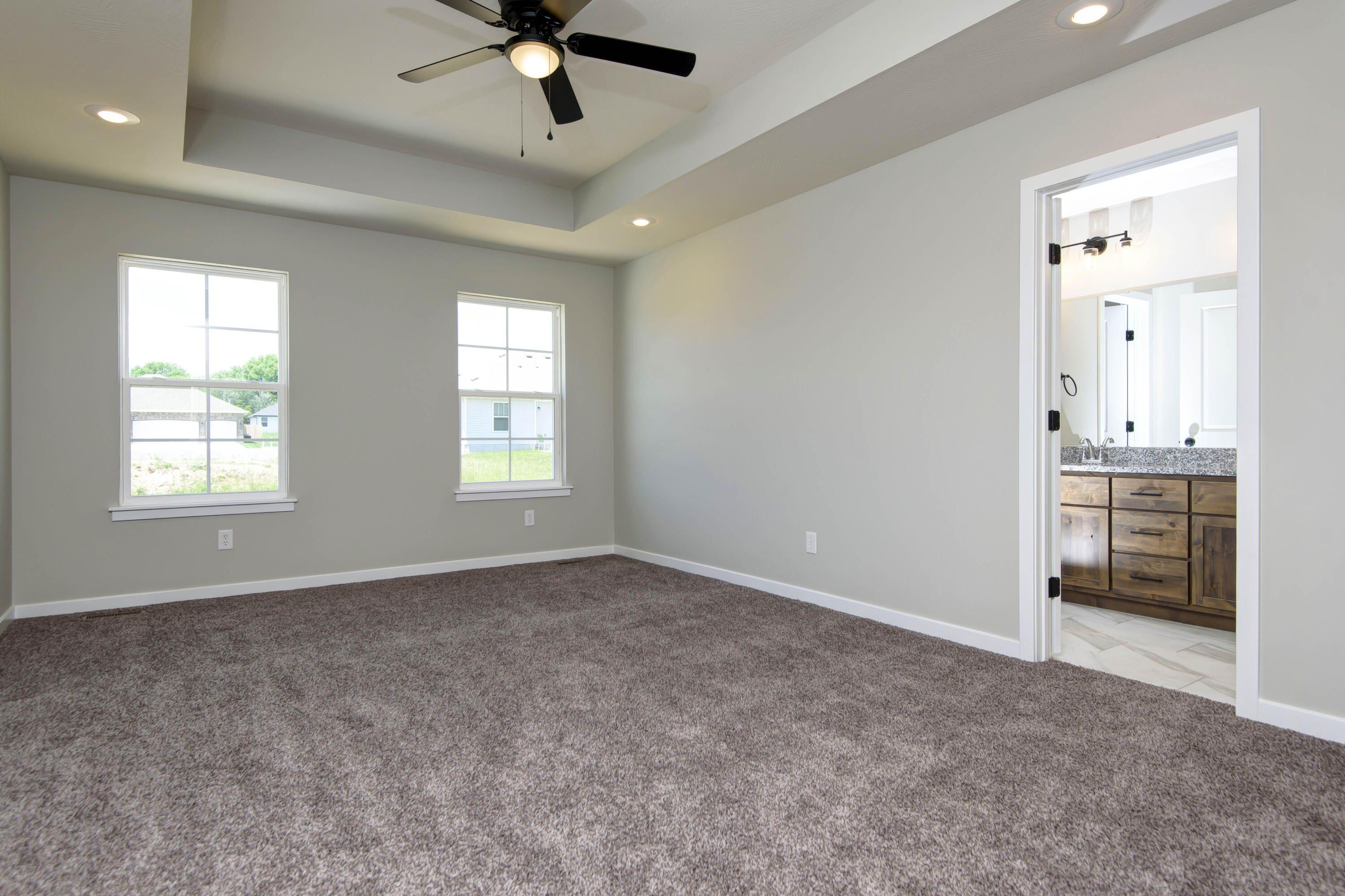 821 S Ridgemont Drive Lot 214. Nixa, MO 65714