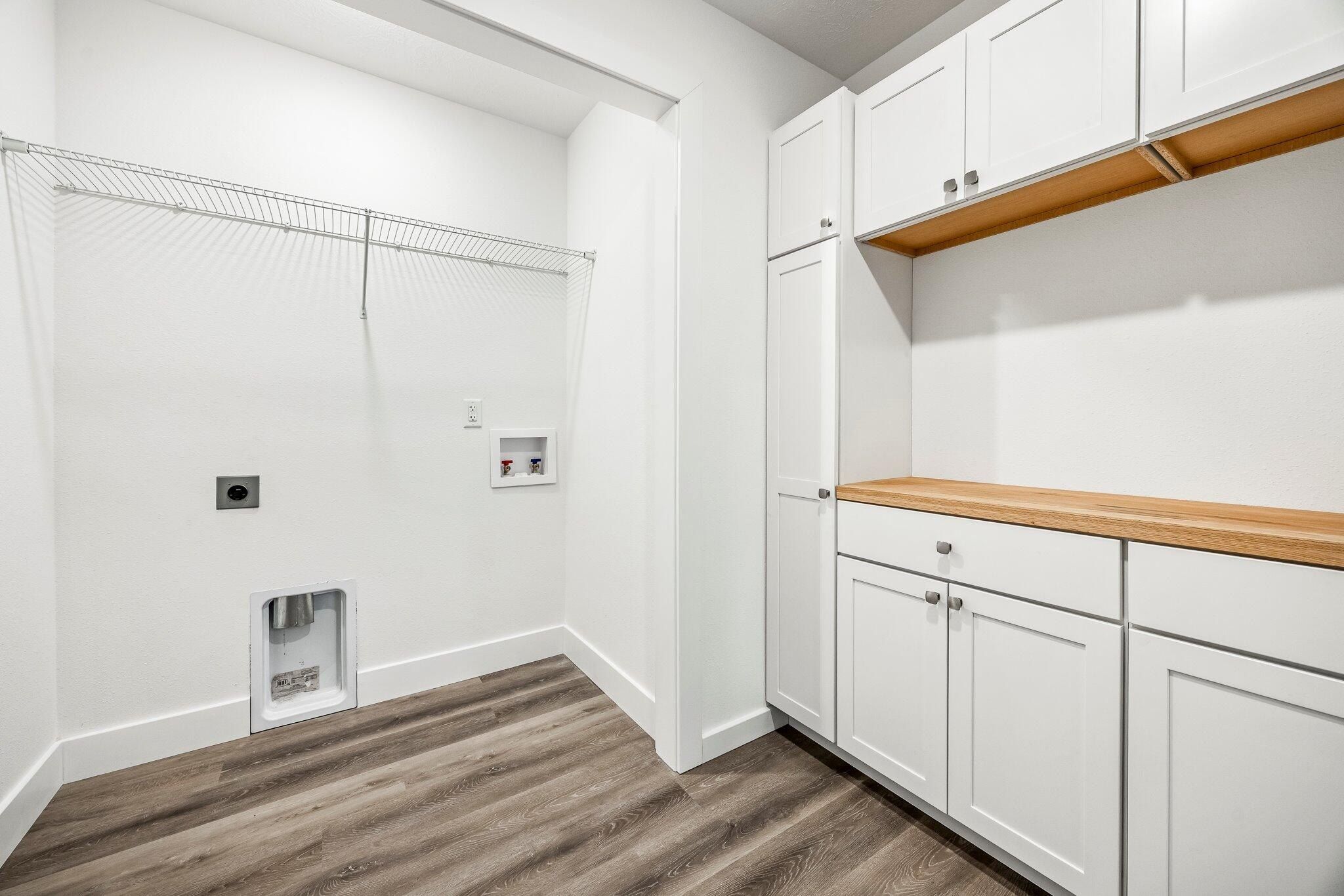 3481 W Moark Street. Springfield, MO 65810