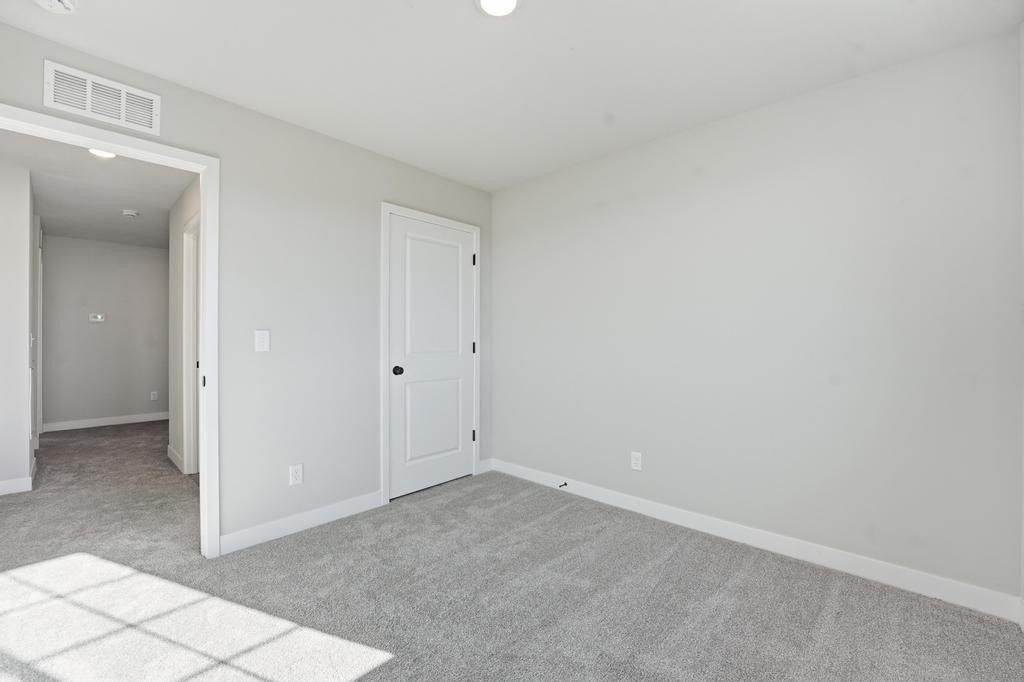 27118 E Oak View Drive. Lees Summit, MO 64086