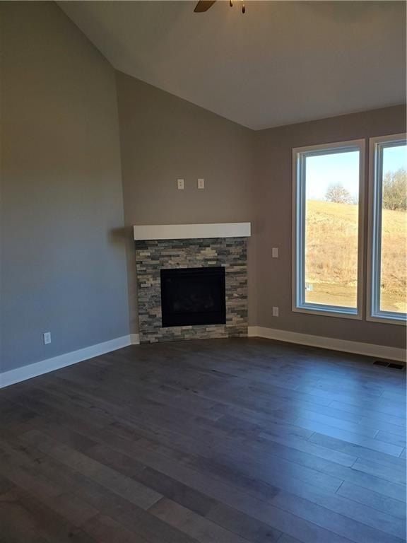 1202 Nw 4Th Street. Oak Grove, MO 64075