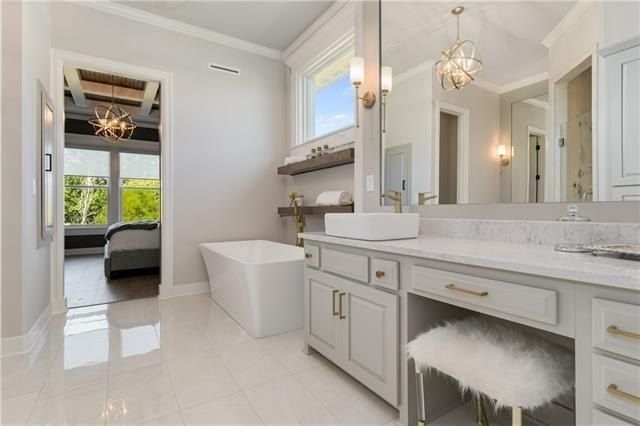 30202 E Norris Court. Grain Valley, MO 64029