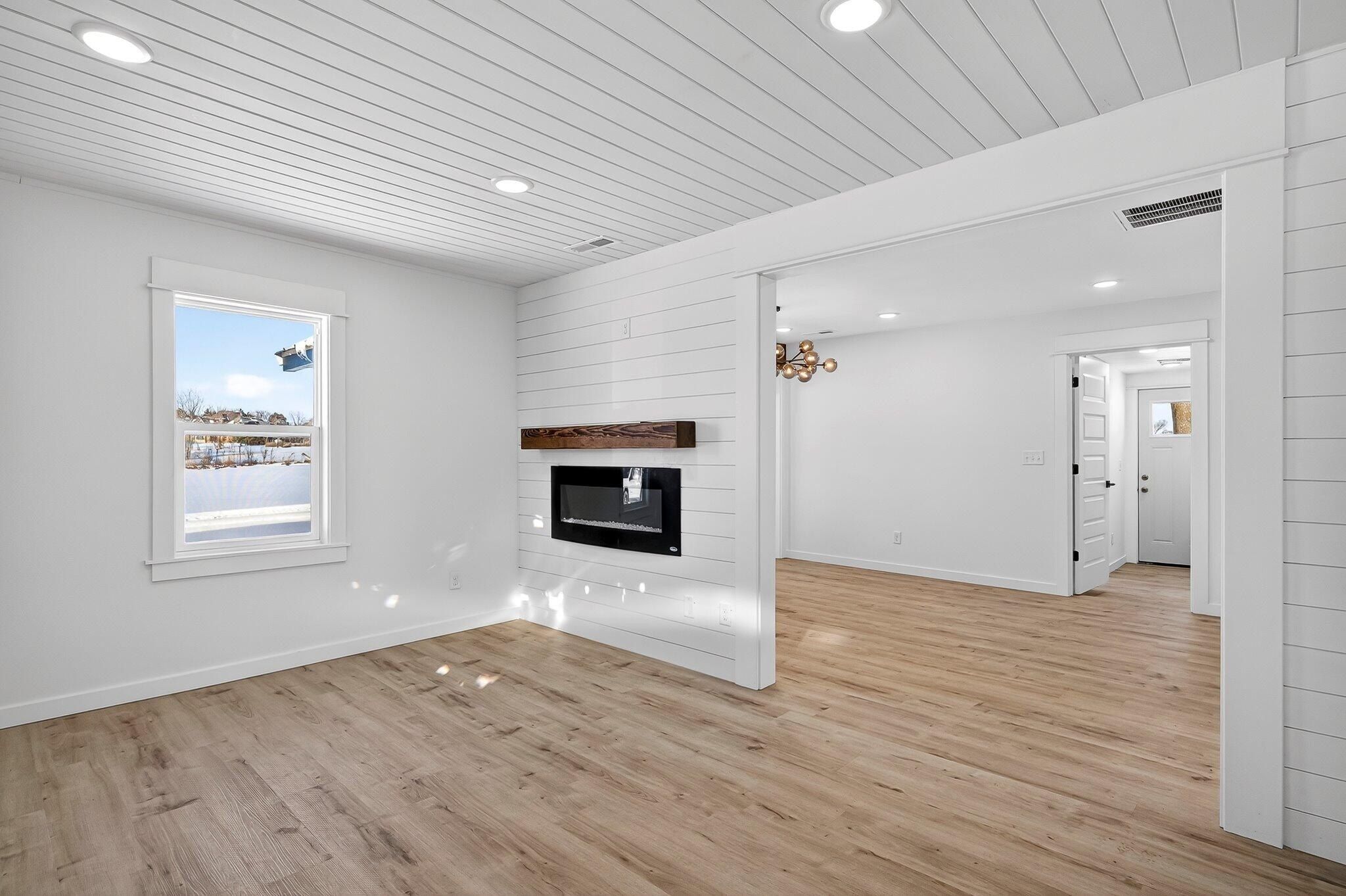 6074 6080 State Highway 125. Rogersville, MO 65742