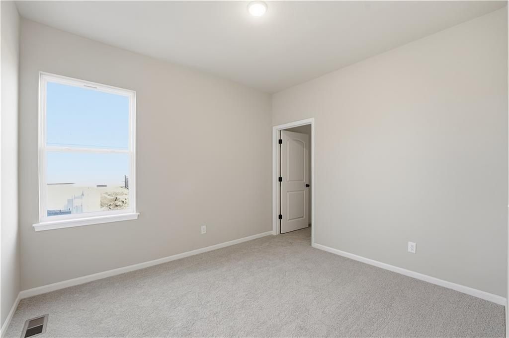 N Colrain Avenue. Kansas City, MO 64154