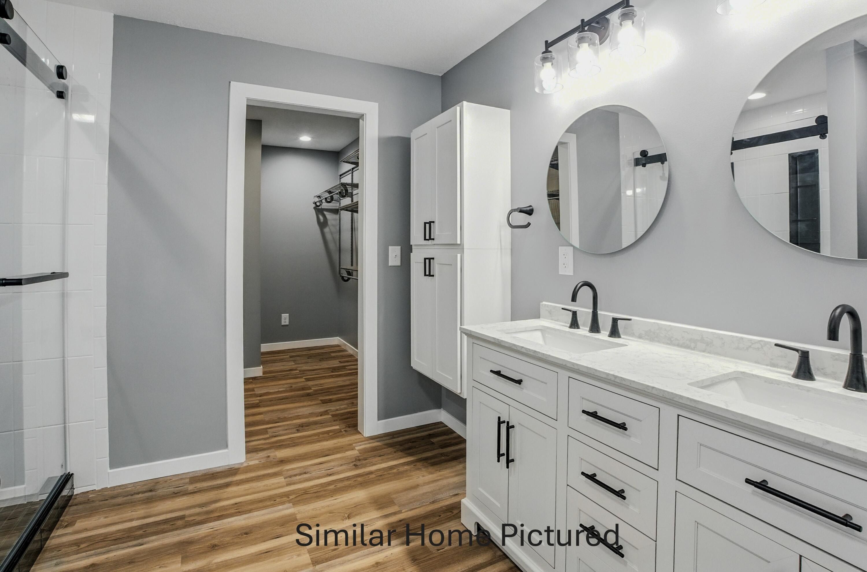 1338 E Bias. Centralia, MO 65240