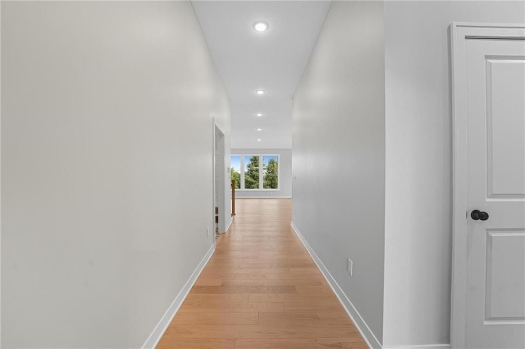 1925 Sw Hightown Drive. Lees Summit, MO 64082