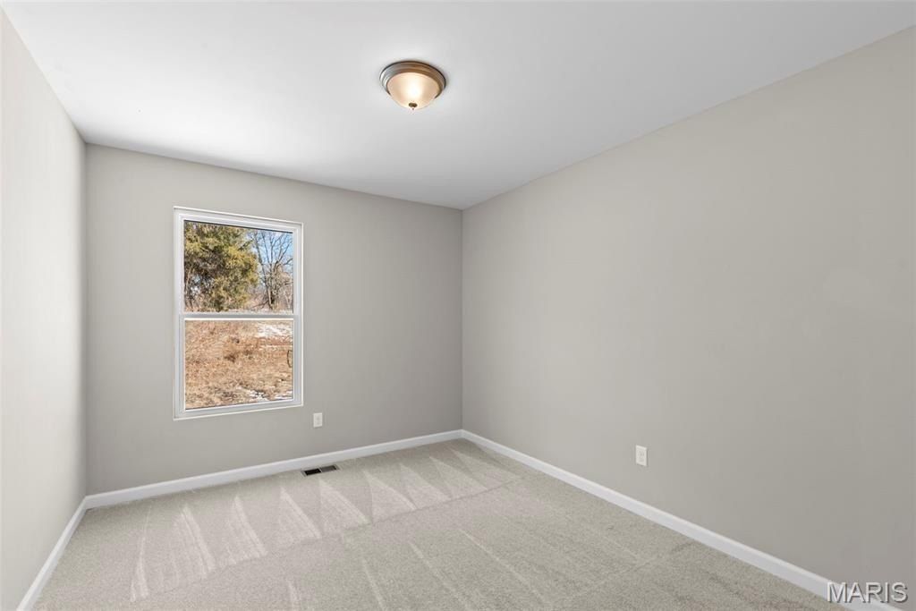 309 E Arlee Avenue. Saint Louis, MO 63125