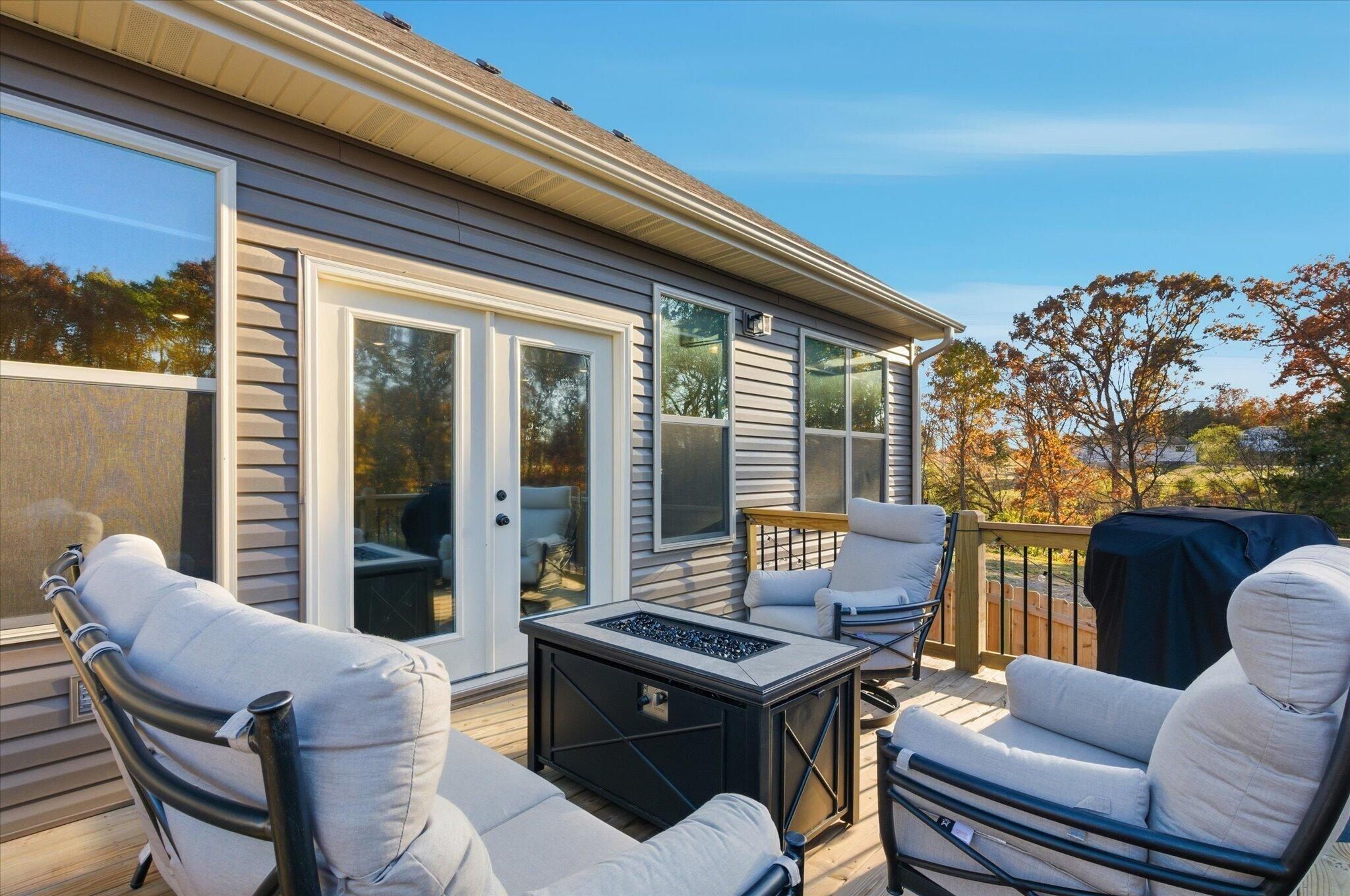 18925 S Route A. Laurie, MO 65038