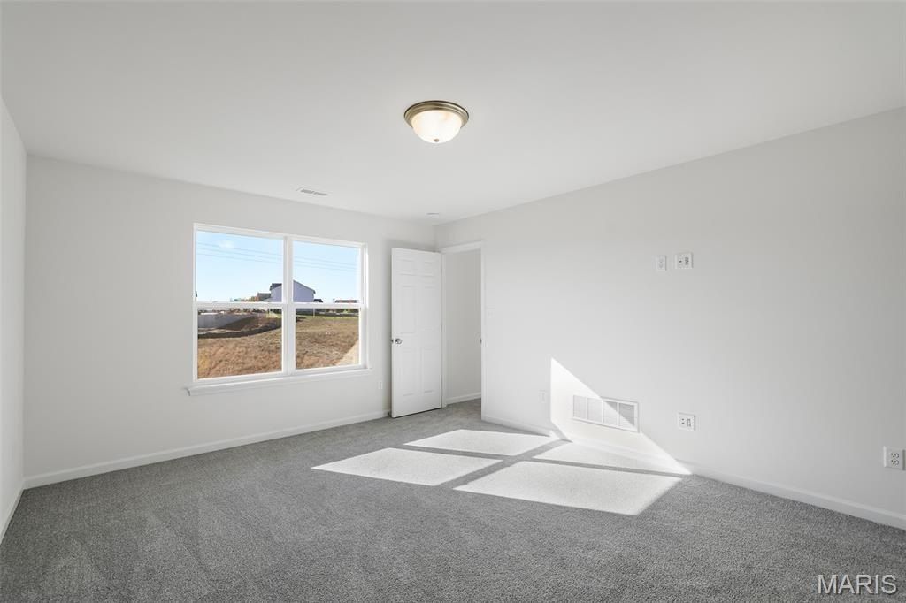 2338 Reiff Drive. Florissant, MO 63031