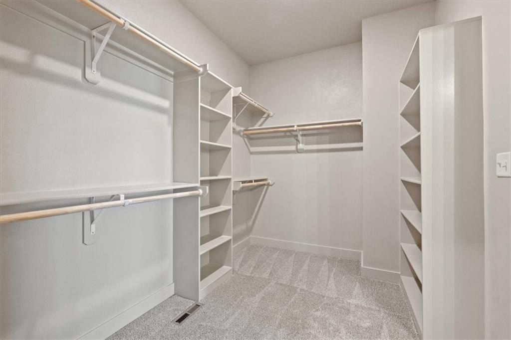 11717 E 231St Street. Peculiar, MO 64078