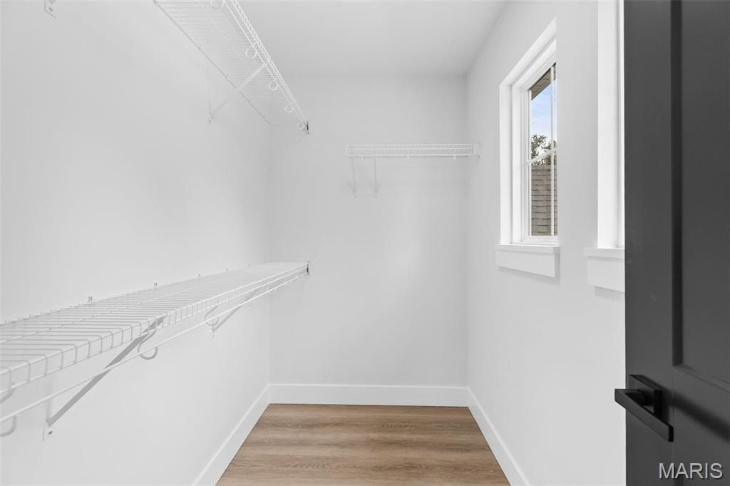 403 Rayburn Avenue. Saint Louis, MO 63127